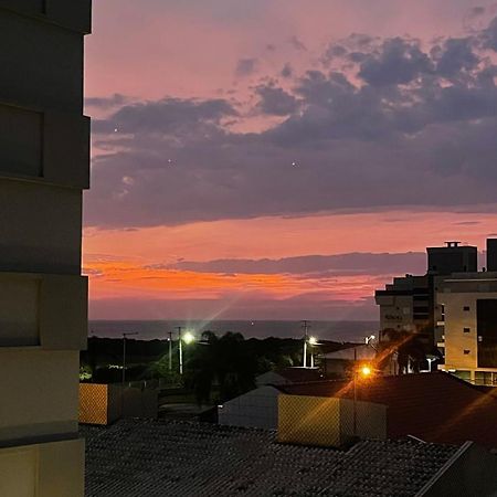 Novissimo! Charmoso E A 3 Minutos A Pe Da Praia Governador Celso Ramos Extérieur photo